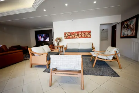 Sala de estar da Pousada Big Bear 1