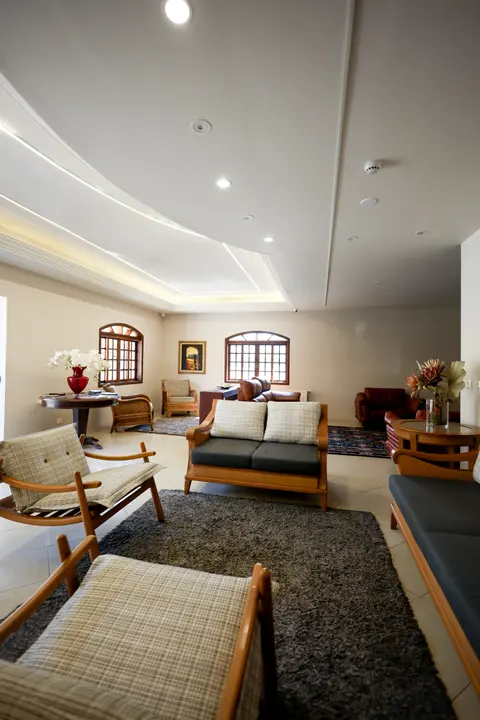 Sala de estar da Pousada Big Bear 1